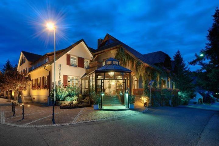 להר Hotel-Restaurant Adler מראה חיצוני תמונה