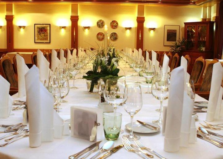 להר Hotel-Restaurant Adler מראה חיצוני תמונה